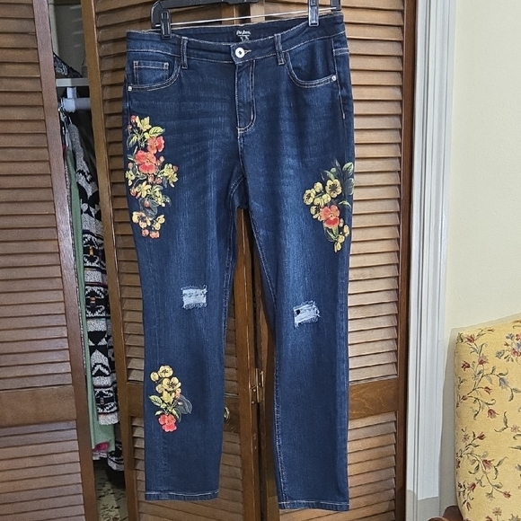Du Jour Dark Blue Floral Embroidered Cropped Jeans - Picture 1 of 7
